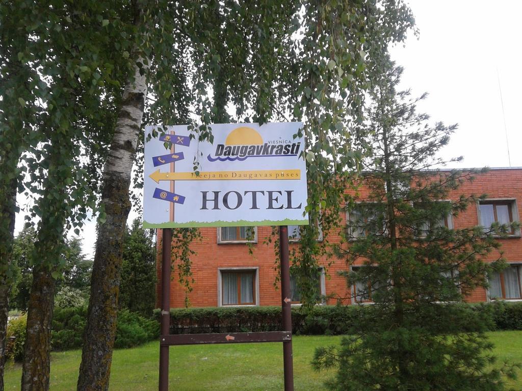 Daugavkrasti Hotel Jēkabpils Eksteriør bilde