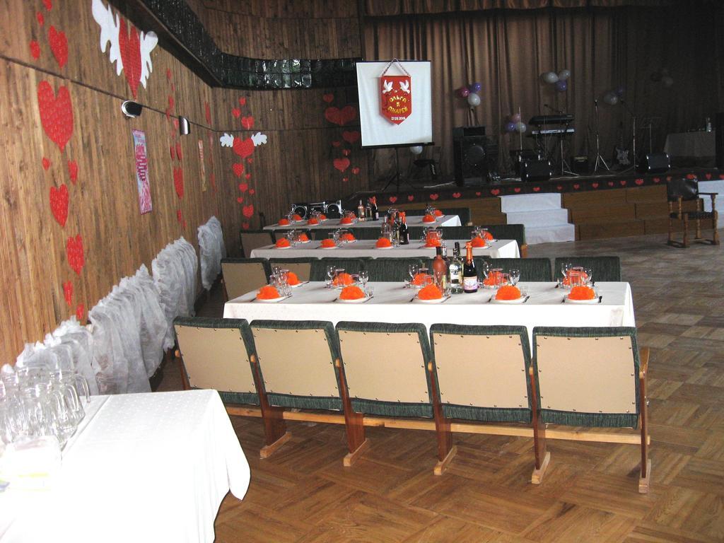 Daugavkrasti Hotel Jēkabpils Eksteriør bilde