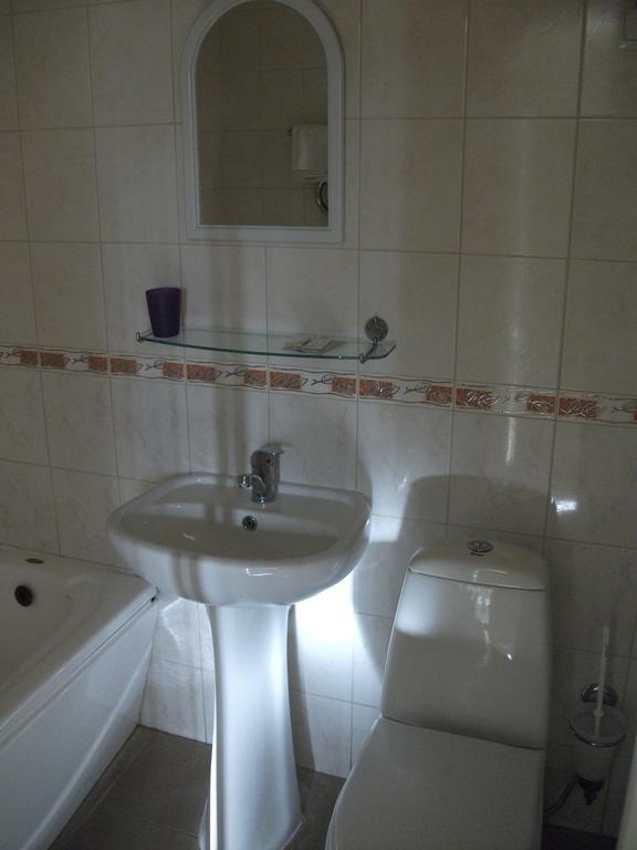 Daugavkrasti Hotel Jēkabpils Eksteriør bilde
